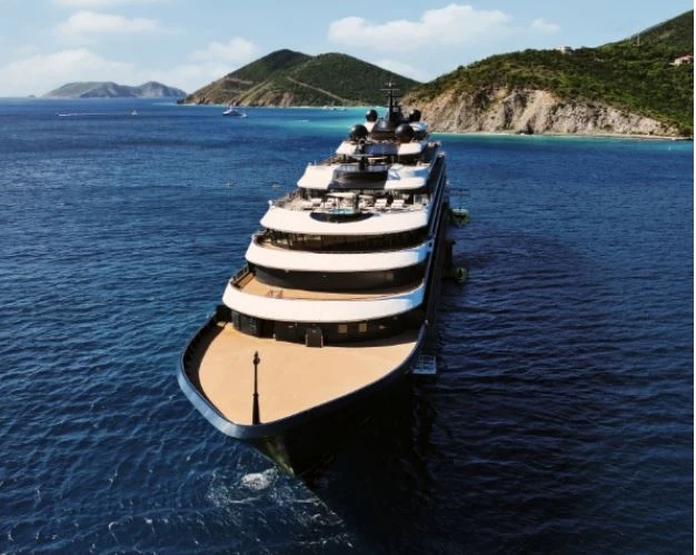 Imagem ilustrativa de Ritz-Carlton Yacht Collection Cruzeiros - Iate de Luxo